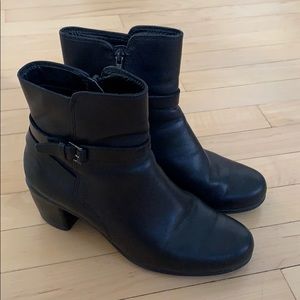 Ecco size 39 boots